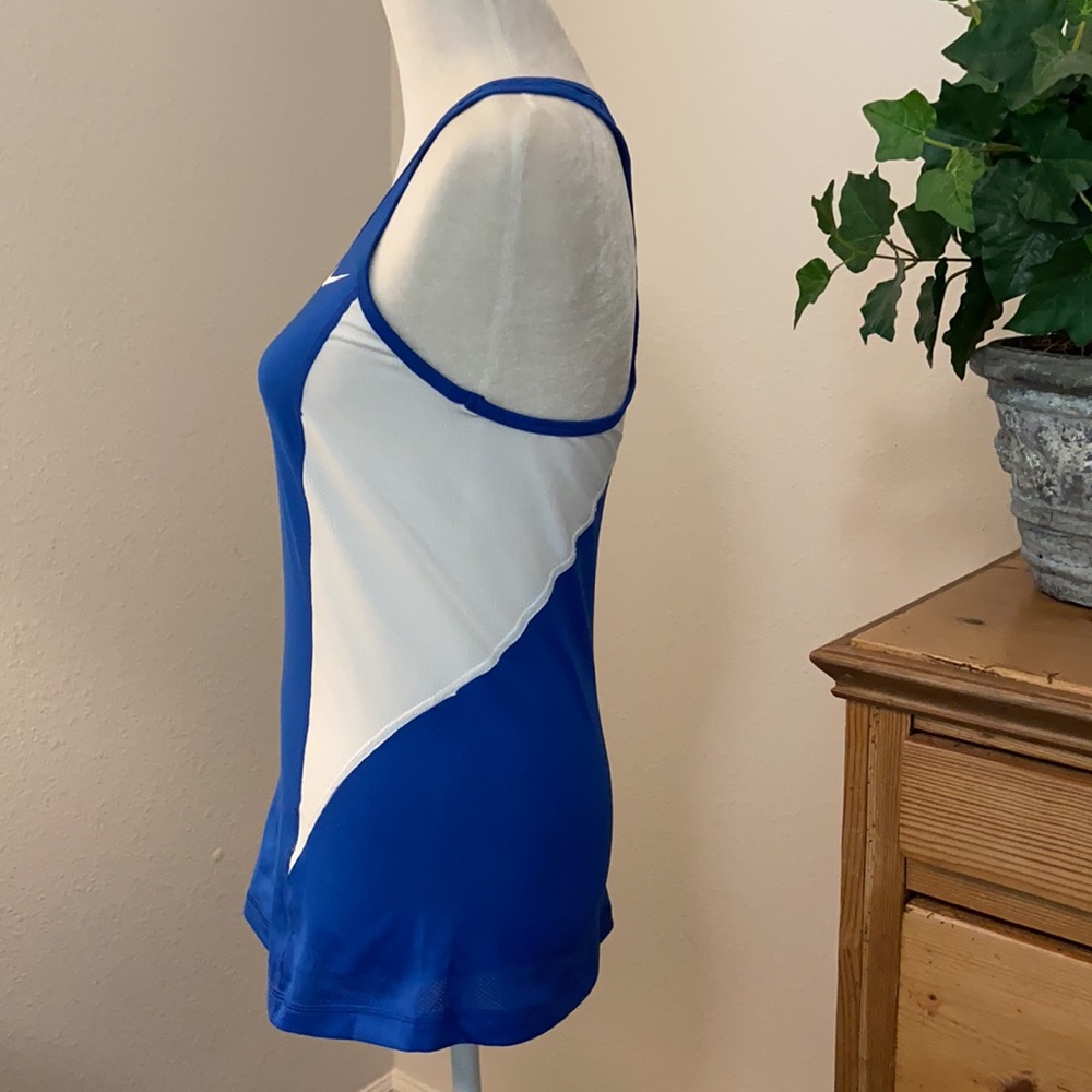 Nike Racerback Tank - Picture 4 of 9